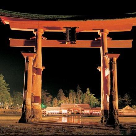 Отель Full House Miyajima Хацукаити Экстерьер фото