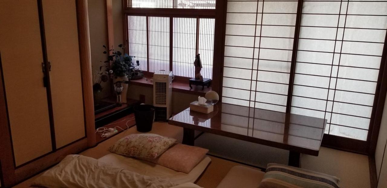 Отель Full House Miyajima Хацукаити Экстерьер фото